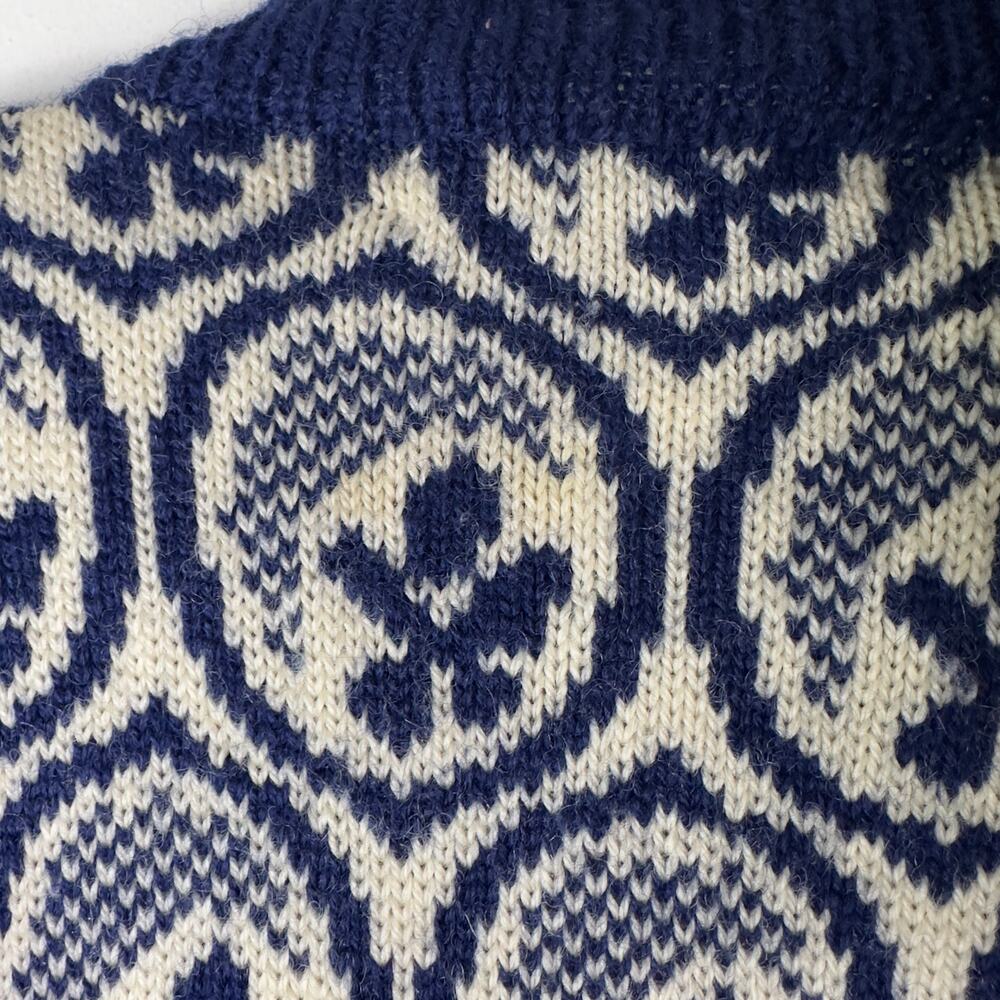 Vintage Norwegian Wool Fair Isle Cardigan - Picture 10 of 10